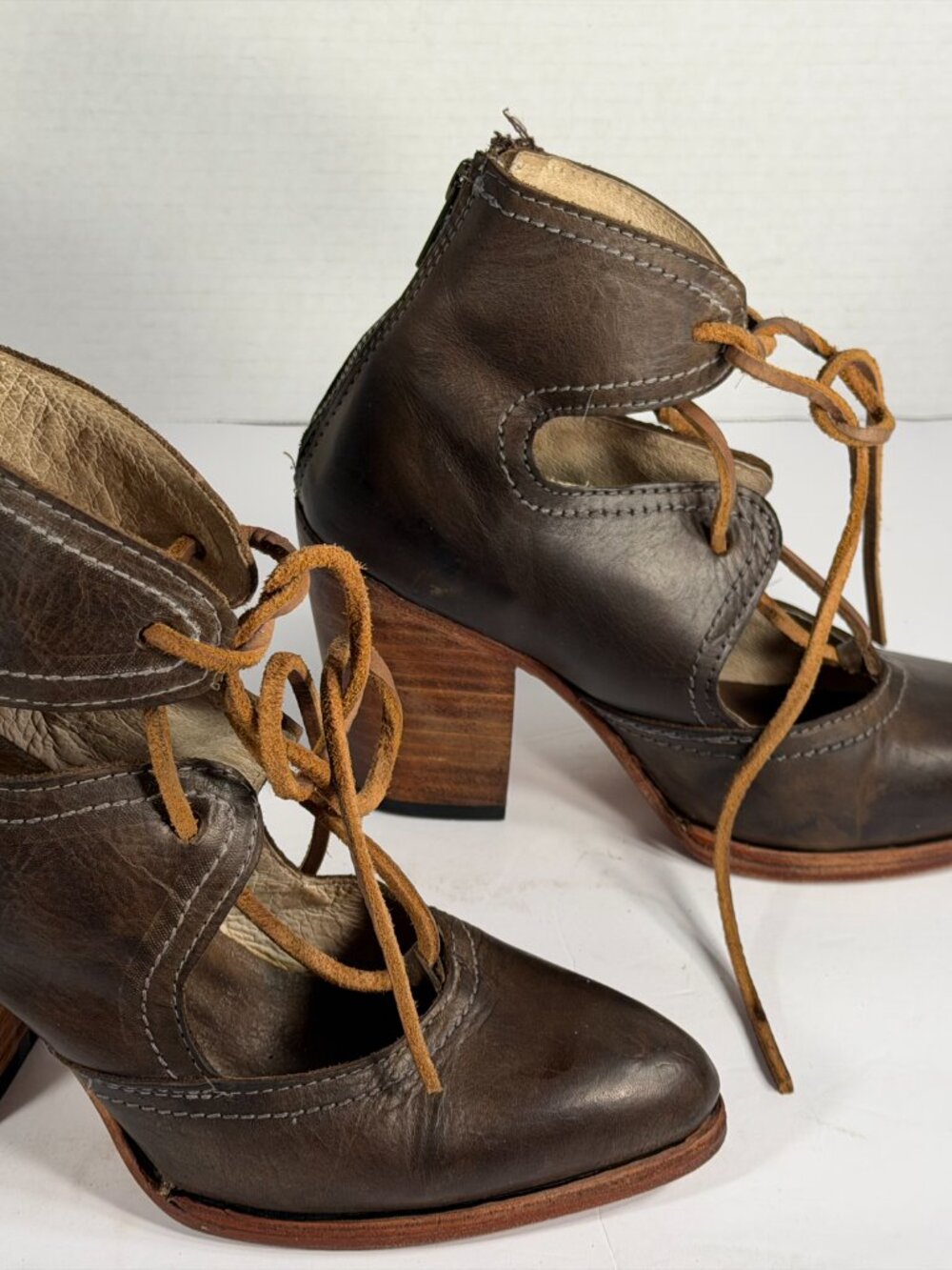 Women's size 7 Freebird  by Steven -Flame